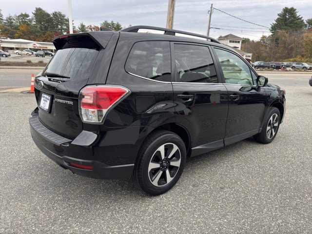 Used 2018 Subaru Forester 2.5i Limited image 3