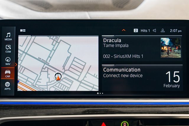 Used 2022 BMW X7 M50i w/ Cold Weather Package image 14