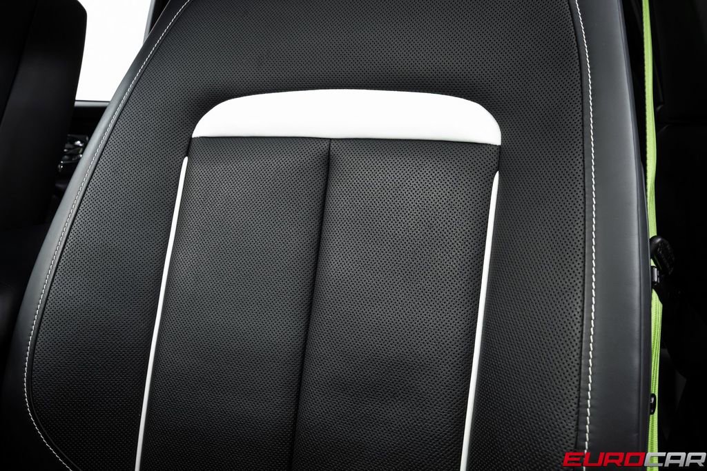 Used 2020 Rolls-Royce Cullinan Black Badge image 44