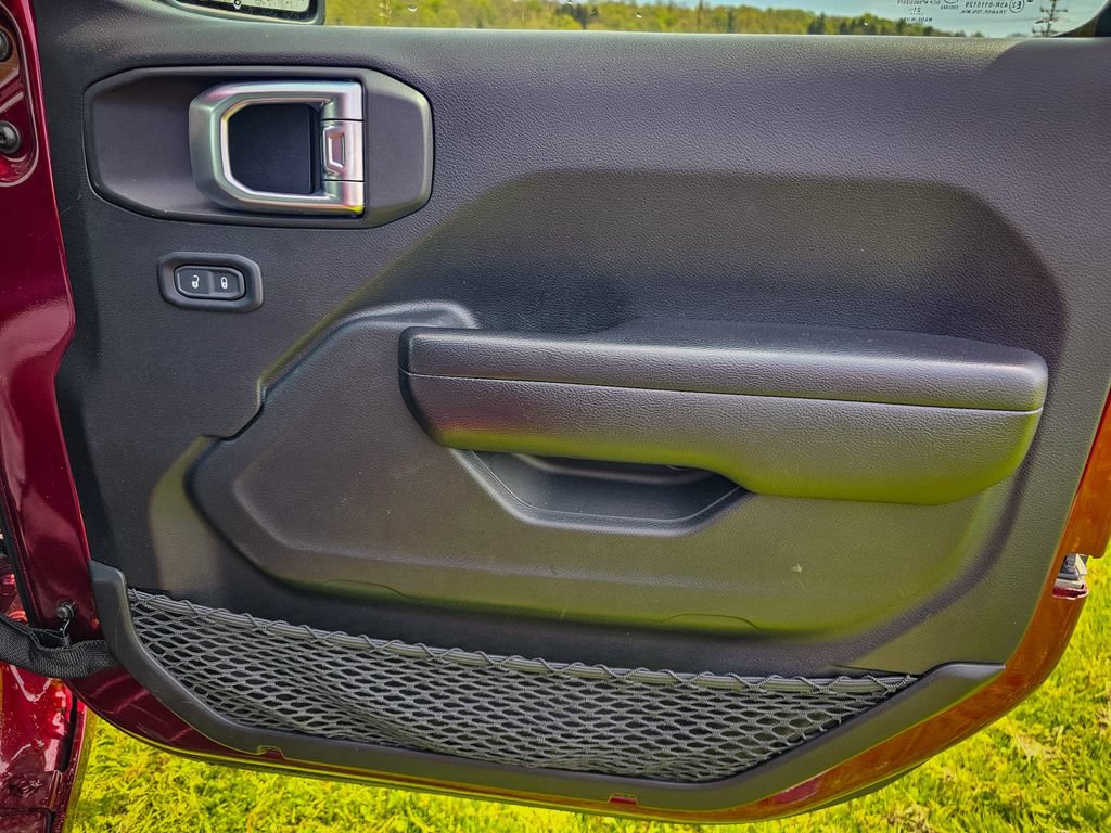 Used 2021 Jeep Wrangler Unlimited Sport AWD/4WD image 38