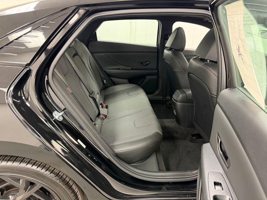 Used 2025 Hyundai Elantra N Line image 12