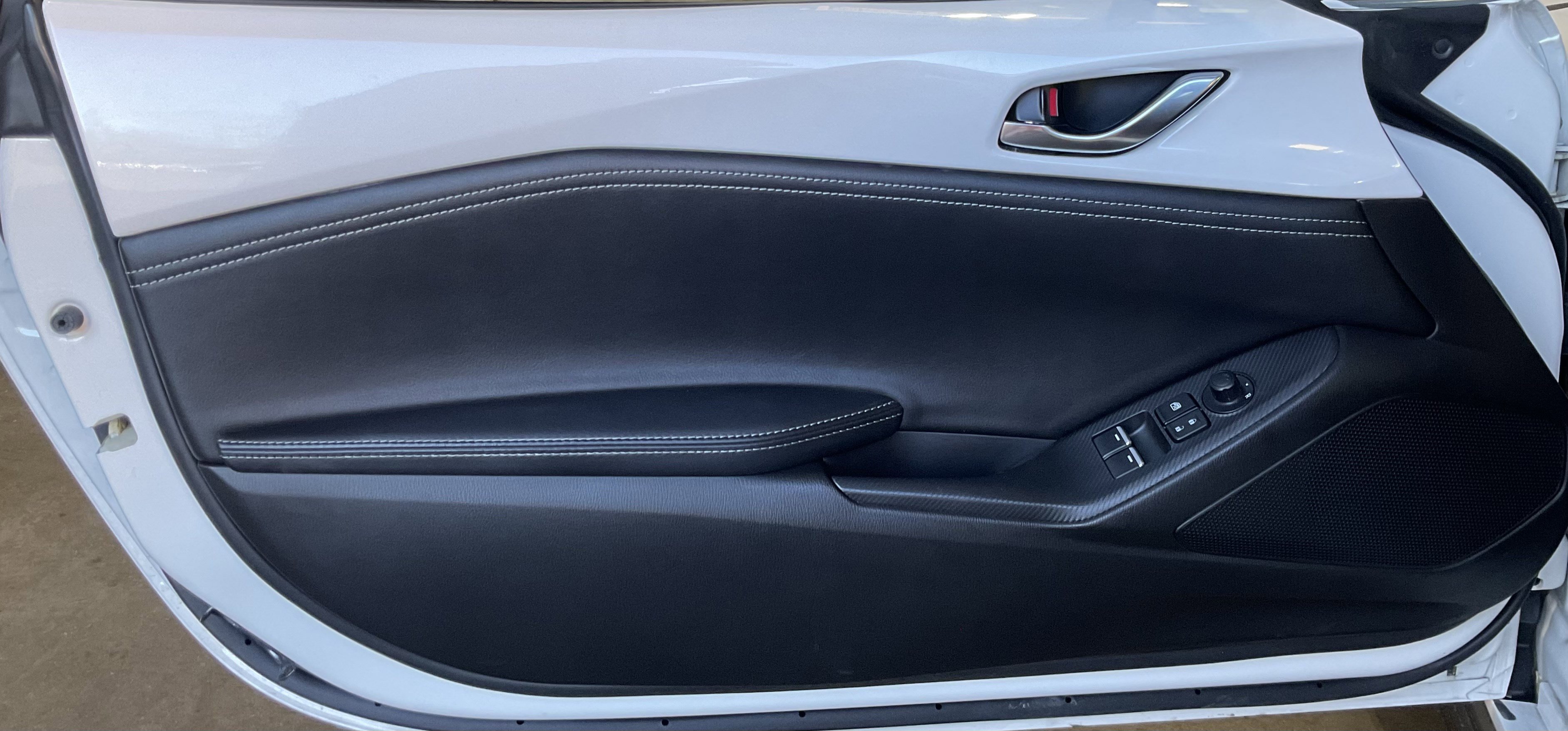 Used 2022 MAZDA MX-5 Miata RF Grand Touring w/ Weather Package image 33