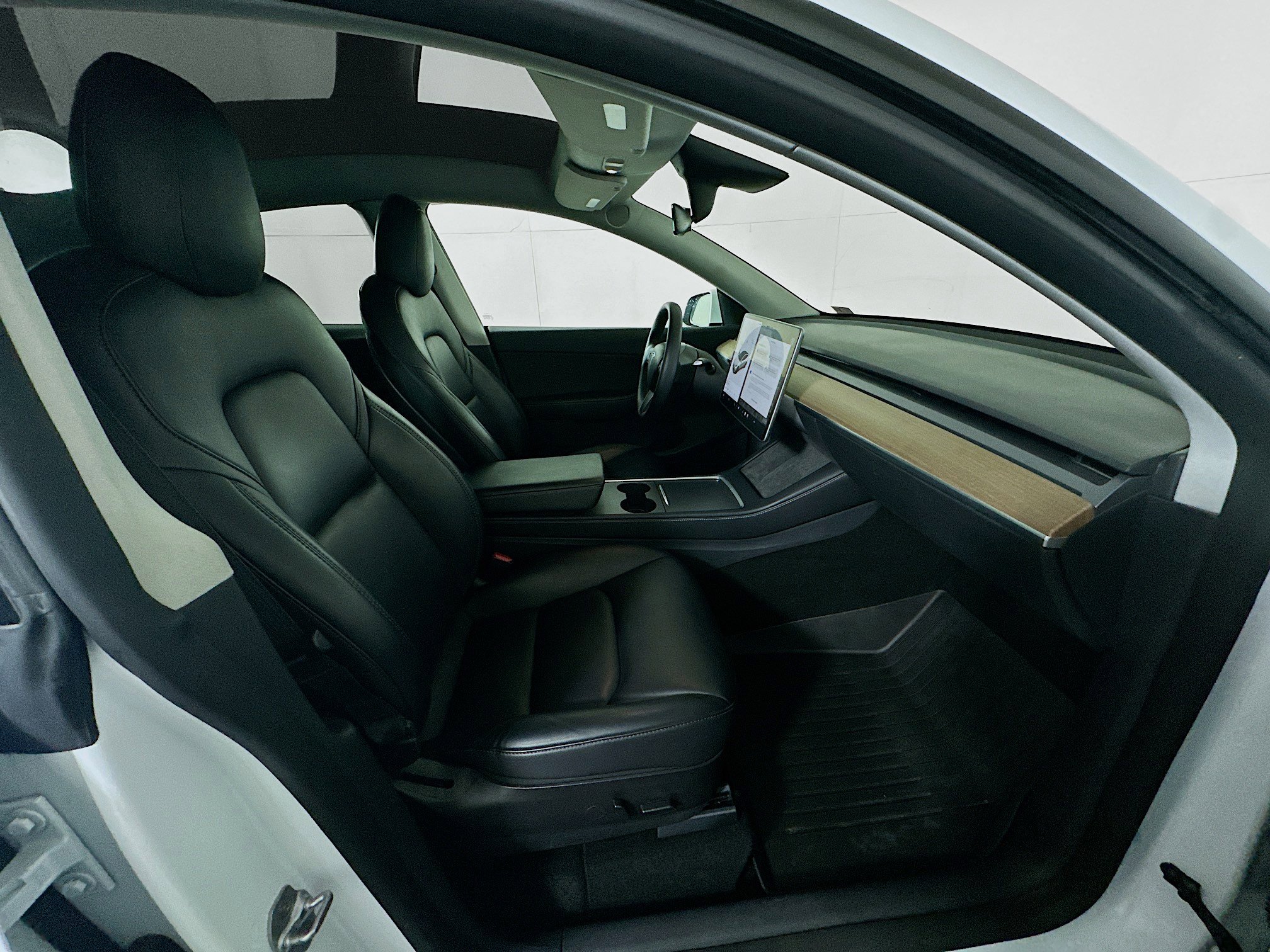 Used 2022 Tesla Model Y Performance image 32