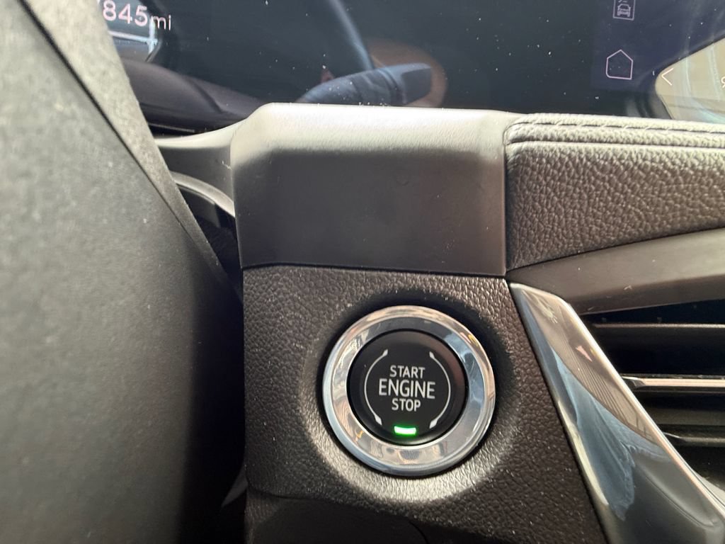 Used 2024 Buick Encore GX Sport Touring AWD/4WD image 33