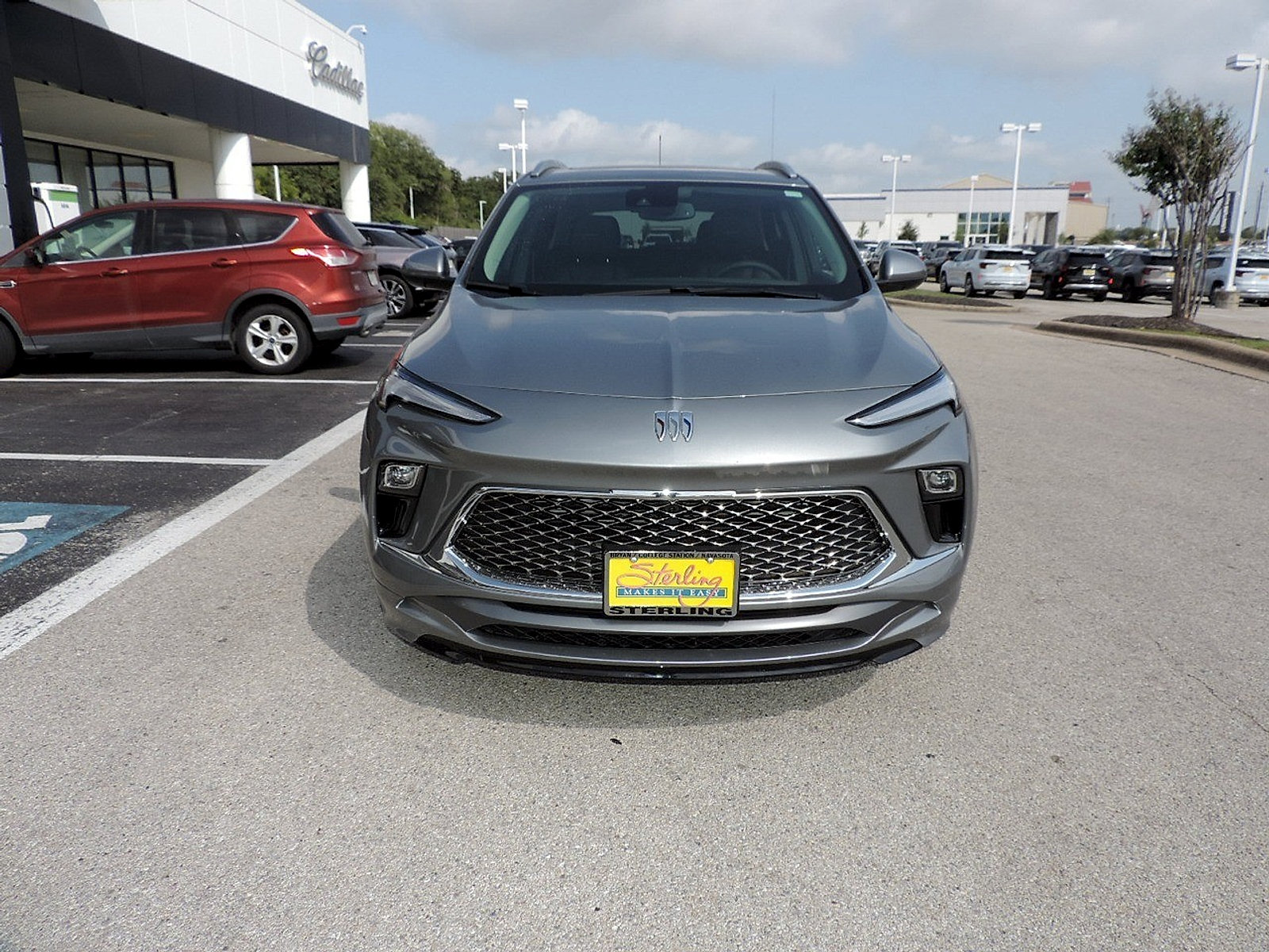 Used 2026 Buick Encore GX Avenir FWD image 2