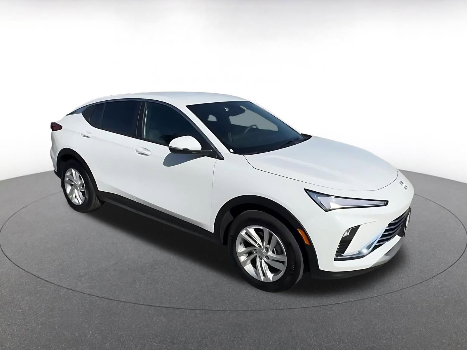 Used 2025 Buick Envista Preferred image 2