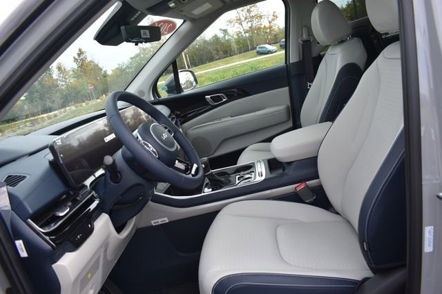 New 2026 Kia Carnival SX Prestige FWD image 27