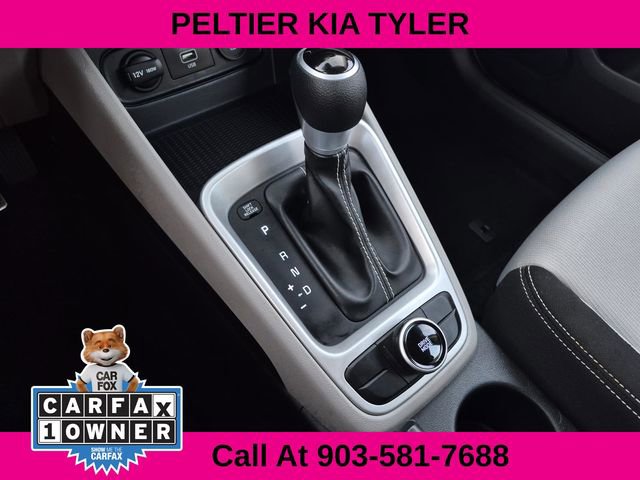 Used 2020 Hyundai Venue SEL image 39