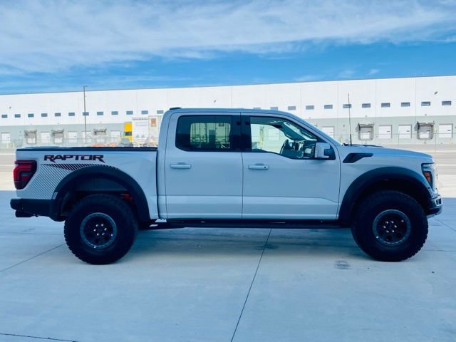 Used 2025 Ford F150 Raptor image 4