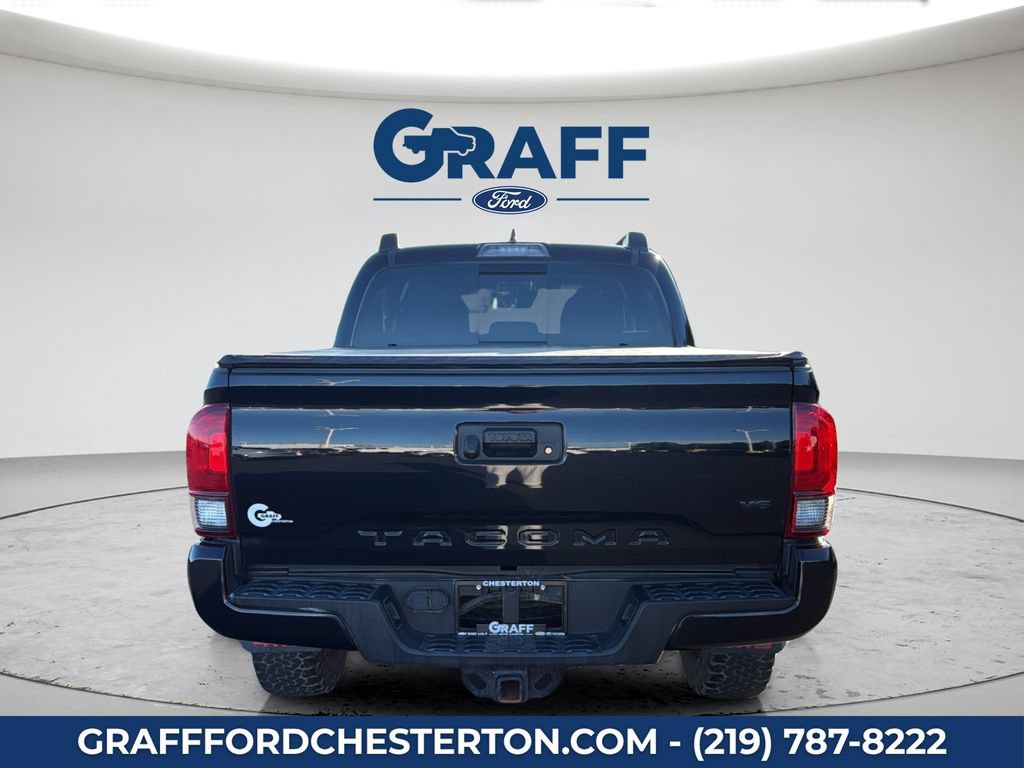 Used 2019 Toyota Tacoma TRD Sport AWD/4WD image 8