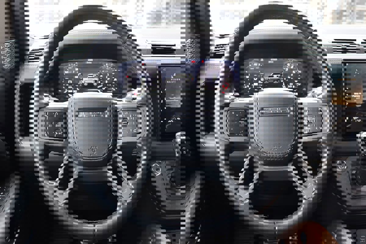 Used 2022 Land Rover Defender 110 X image 23