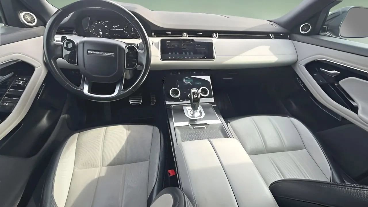 Used 2020 Land Rover Range Rover Evoque R-Dynamic S image 46