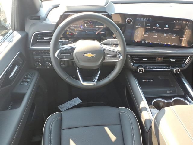 New 2026 Chevrolet Suburban Premier AWD/4WD image 4