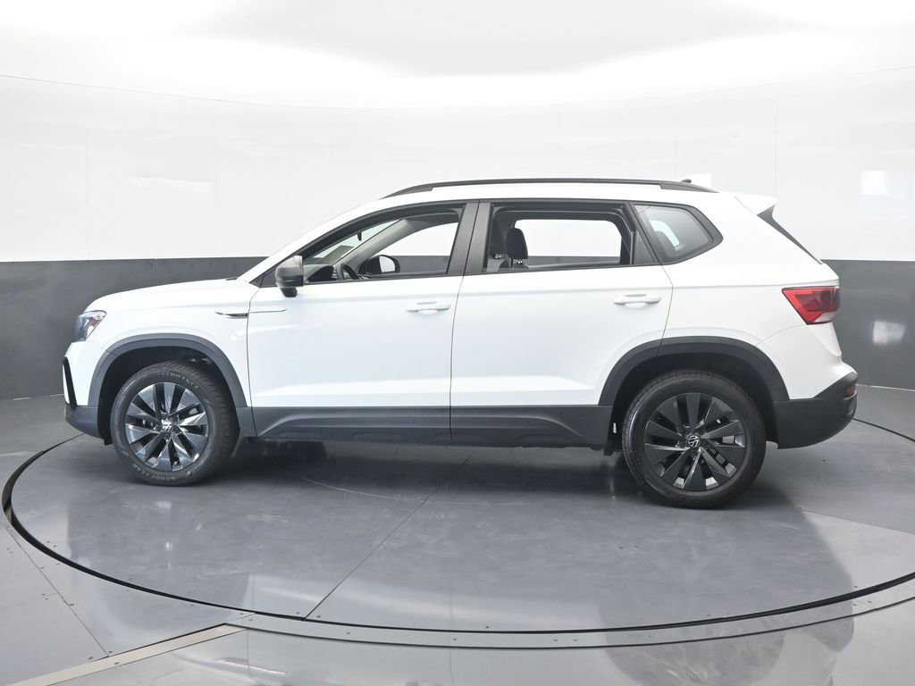 Used 2022 Volkswagen Taos S image 3