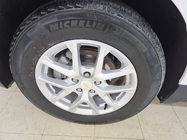 Used 2024 Chevrolet Equinox LT image 22