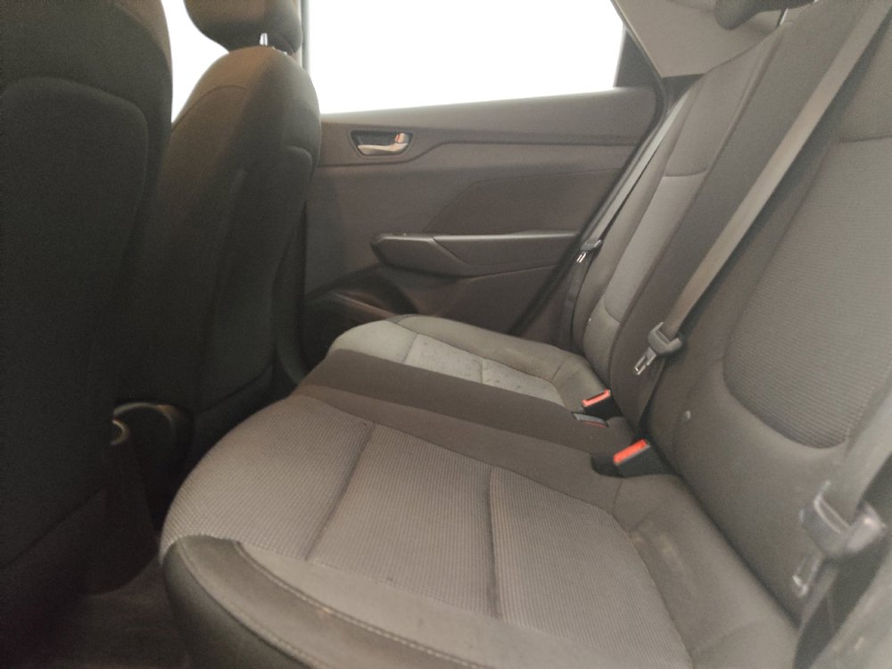 Used 2020 Hyundai Accent SE FWD image 18