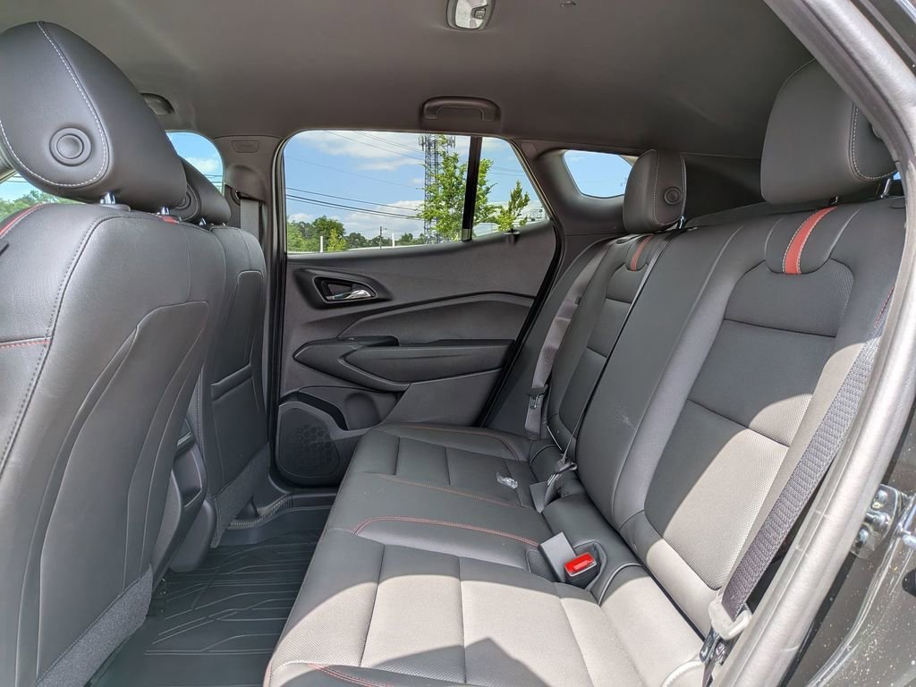 New 2026 Chevrolet Trax RS w/ Driver Confidence Package FWD image 32