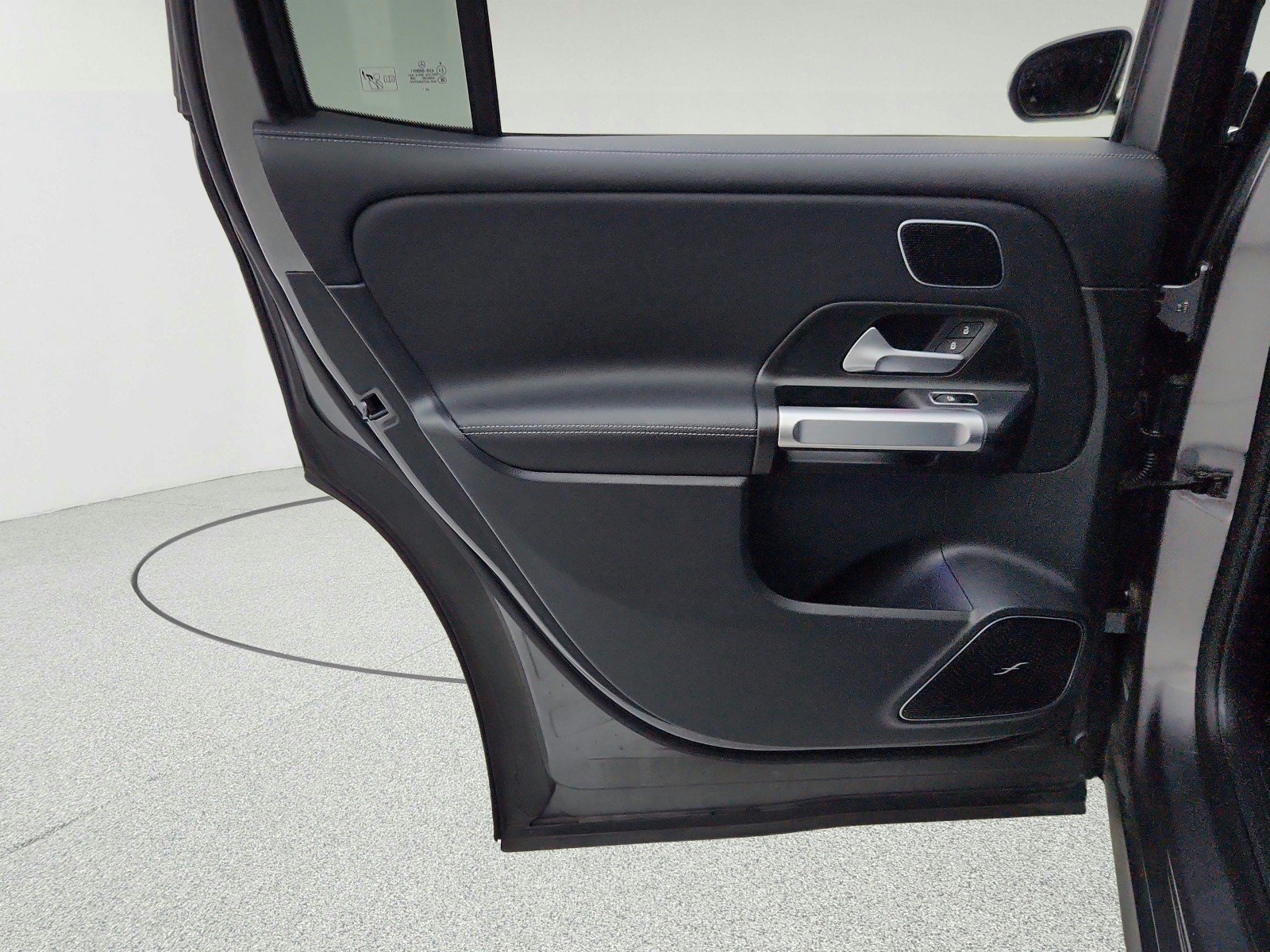 Used 2023 Mercedes-Benz GLB 250 4MATIC image 26