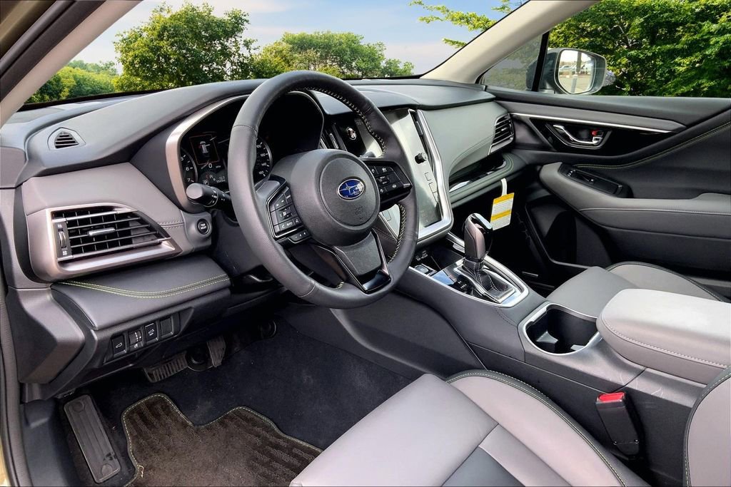 Certified 2025 Subaru Outback Onyx Edition image 16