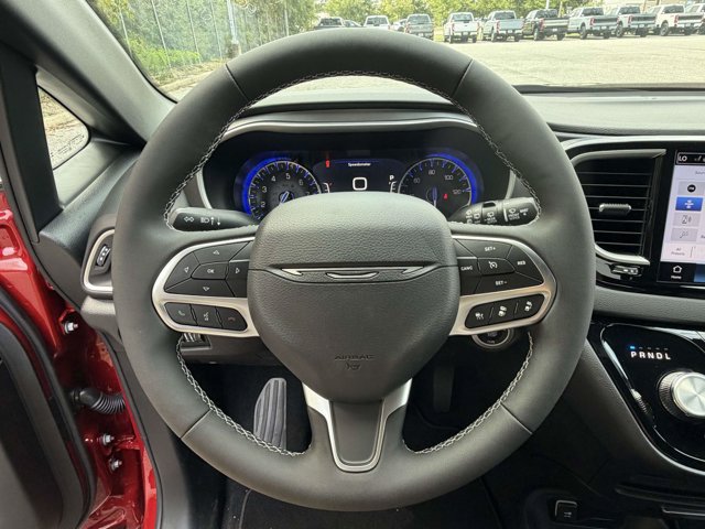 New 2027 Chrysler Pacifica LX FWD image 12