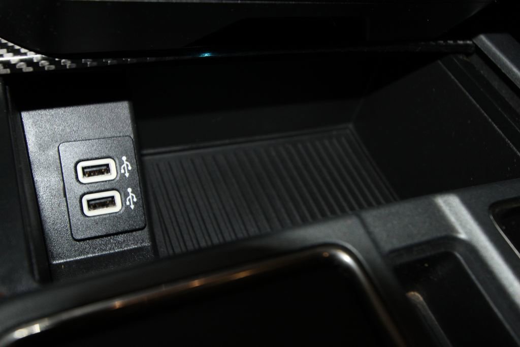 Used 2019 Ford F150 Raptor w/ Equipment Group 802A Luxury image 21