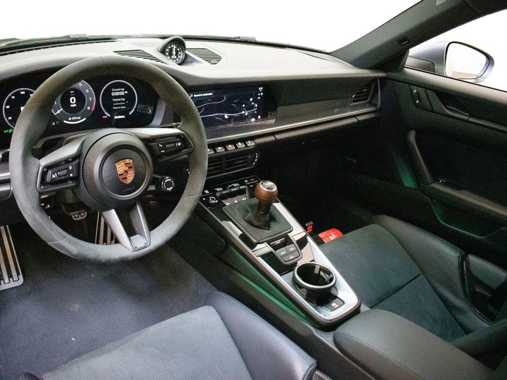 Certified 2025 Porsche 911 Carrera T image 4