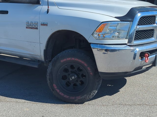 Used 2018 RAM 2500 Tradesman w/ Chrome Appearance Group AWD/4WD image 3