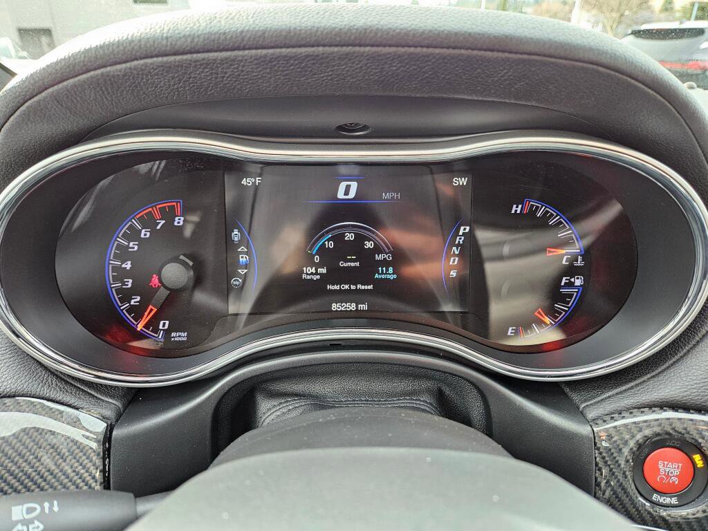 Used 2015 Jeep Grand Cherokee SRT w/ Luxury Group II image 28