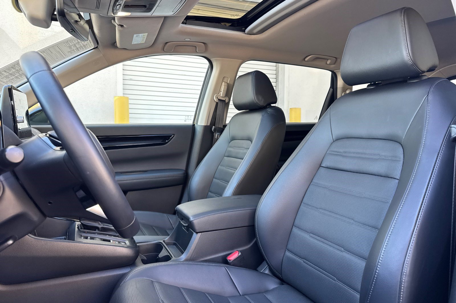 Used 2025 Honda CR-V EX-L image 5