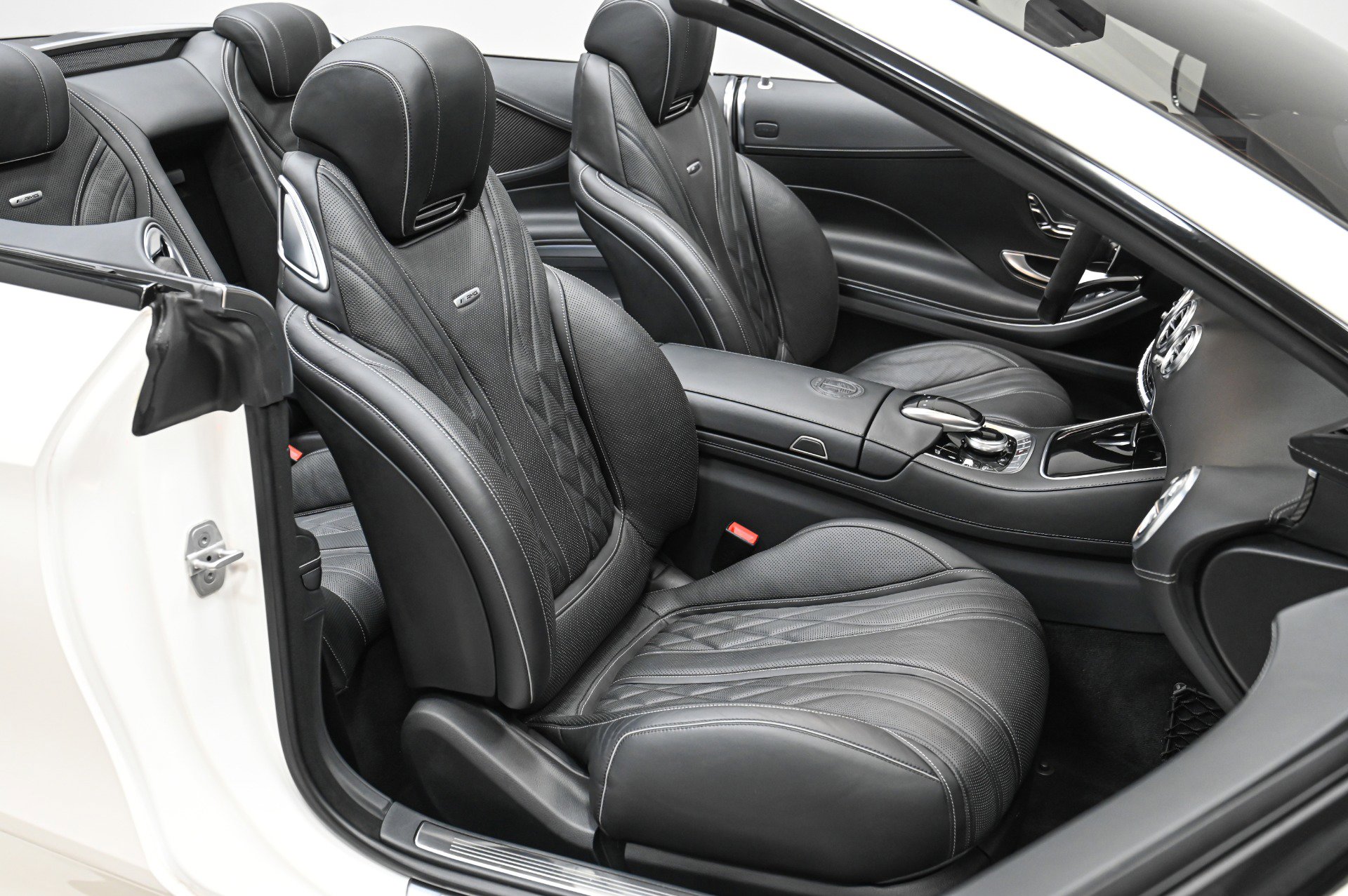 Used 2019 Mercedes-Benz S 63 AMG 4MATIC Cabriolet w/ Driver Assistance Package image 32