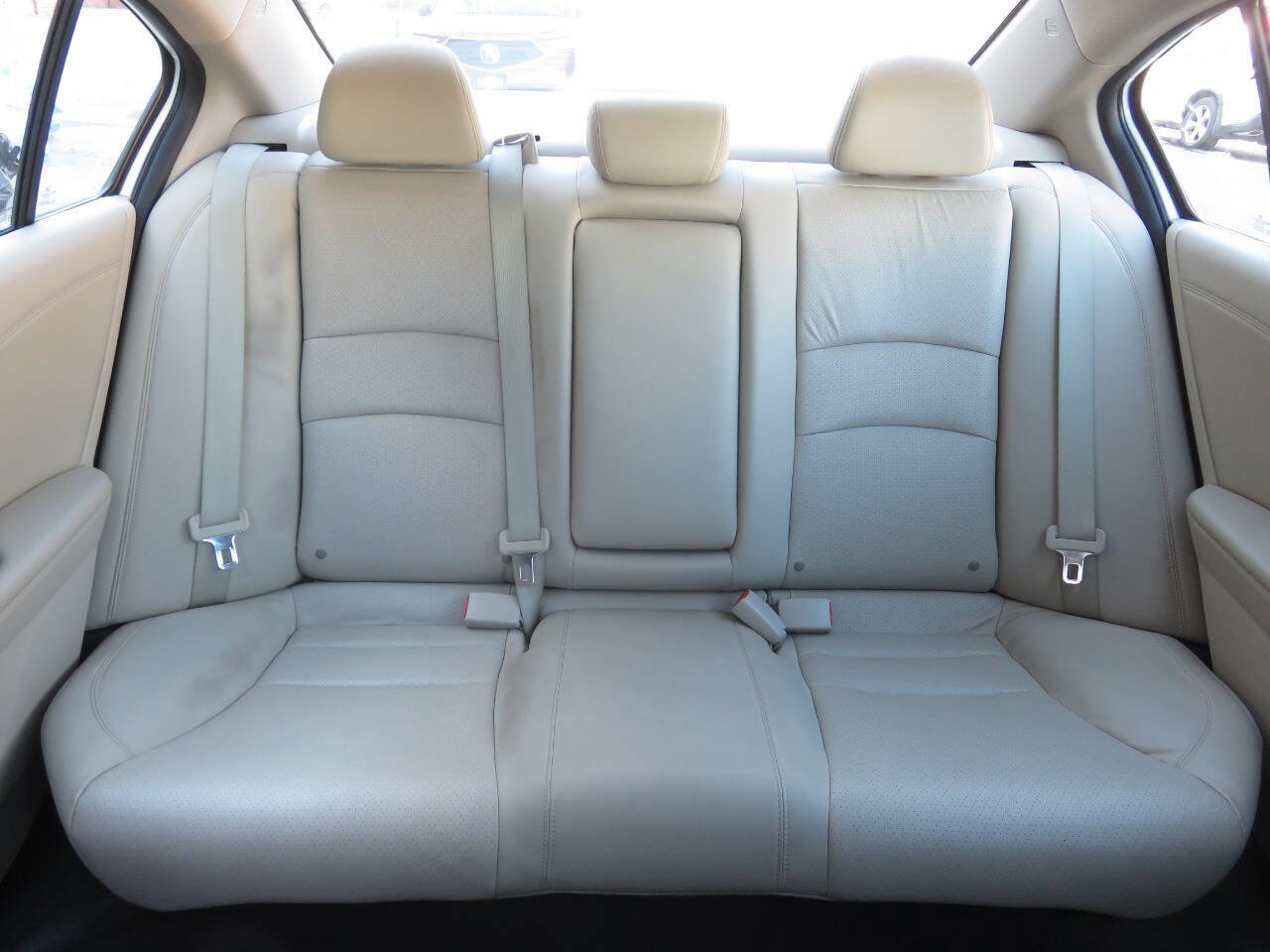 Used 2013 Honda Accord EX-L image 22