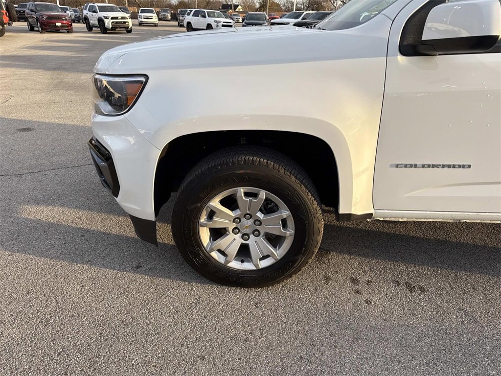 Used 2022 Chevrolet Colorado LT w/ Fleet Safety Package image 31
