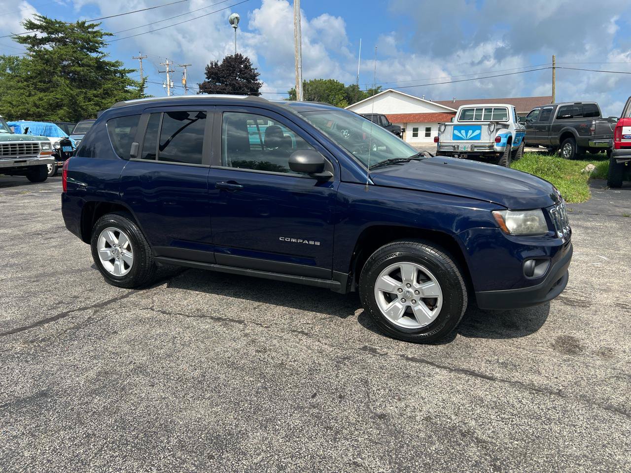 Used 2014 Jeep Compass Sport FWD image 3