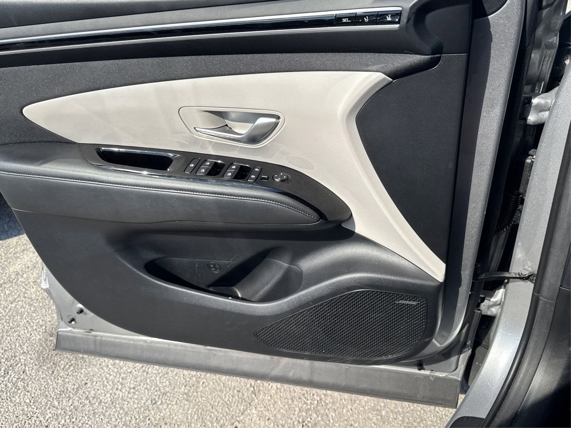 Used 2023 Hyundai Tucson Limited image 25