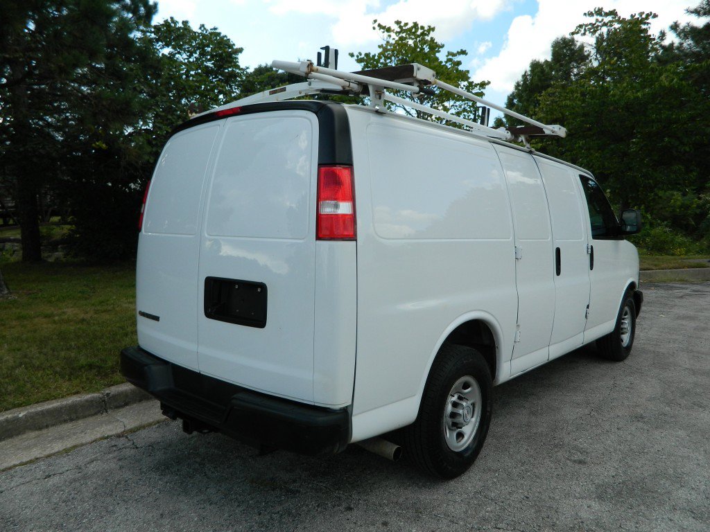 Used 2019 Chevrolet Express 2500 w/ Communications Package RWD image 7