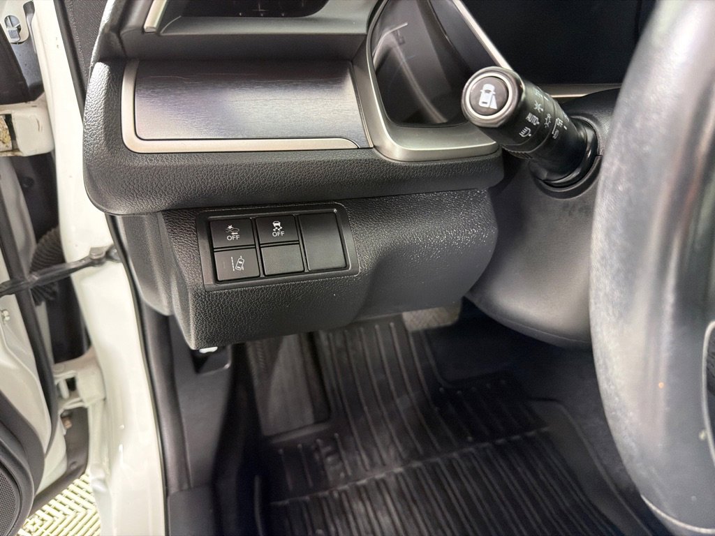 Used 2017 Honda Civic Touring image 12
