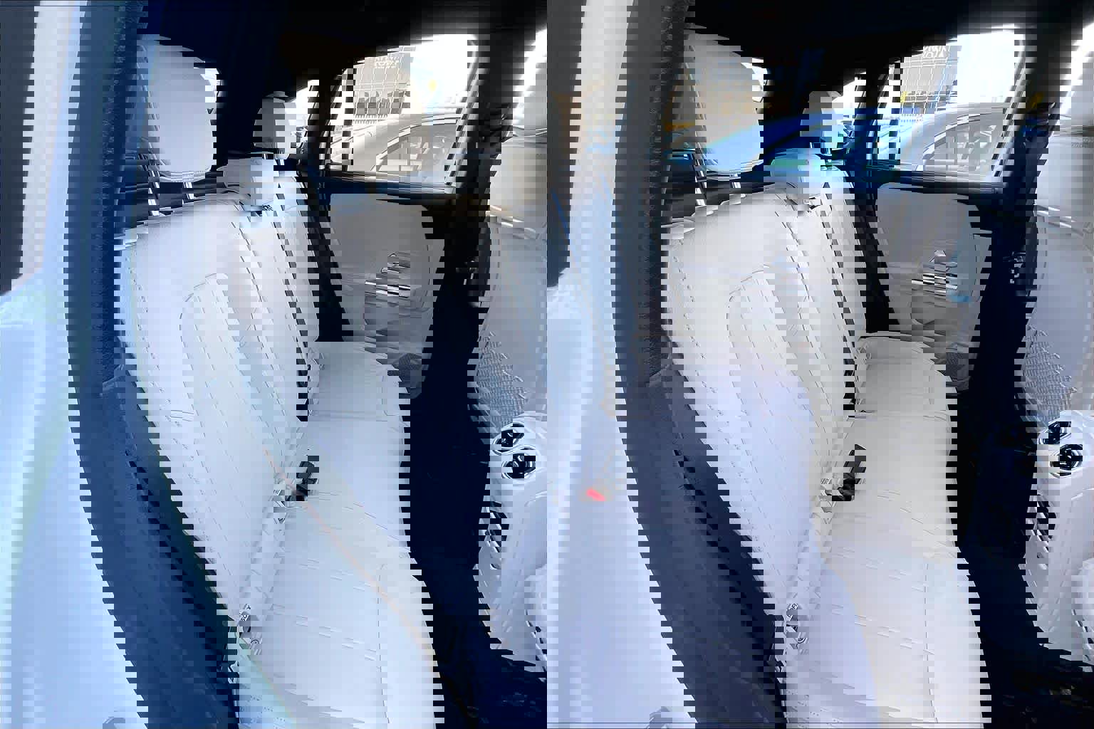 Used 2025 Mercedes-Benz GLA 250 image 19