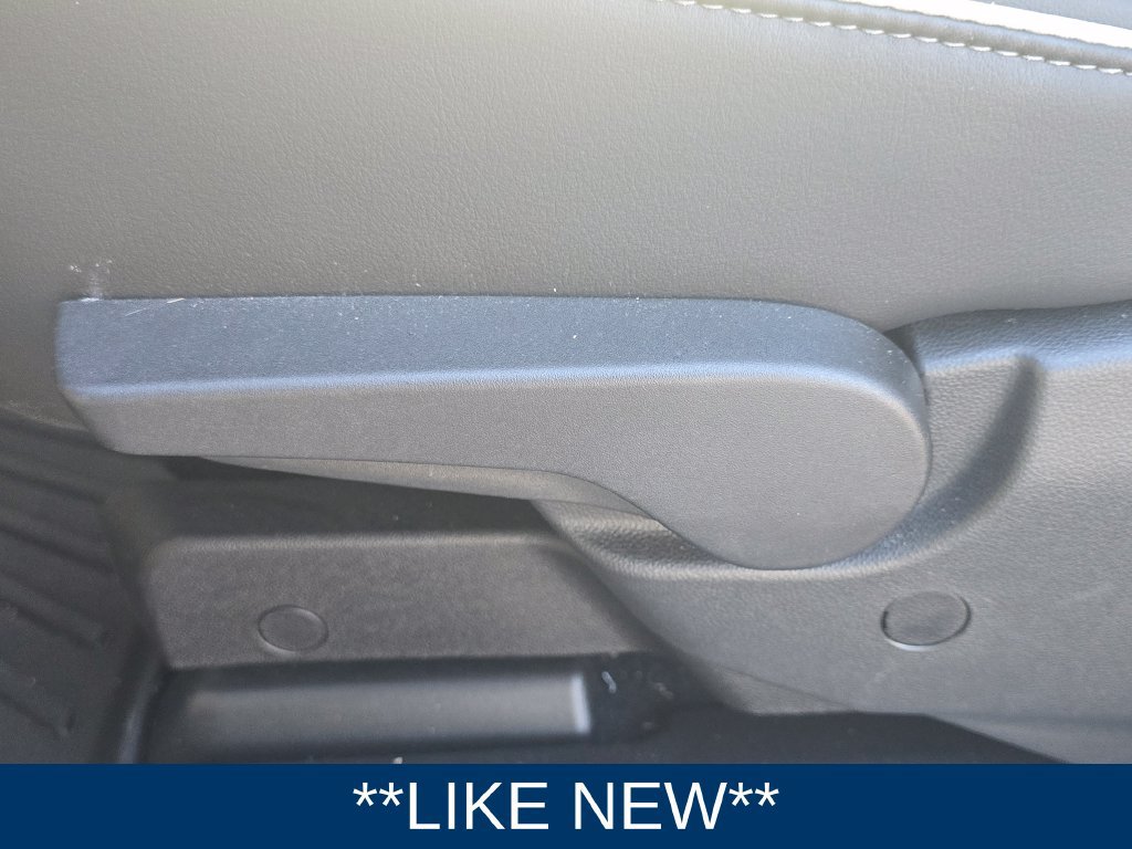 Used 2025 Buick Enclave Preferred FWD image 10