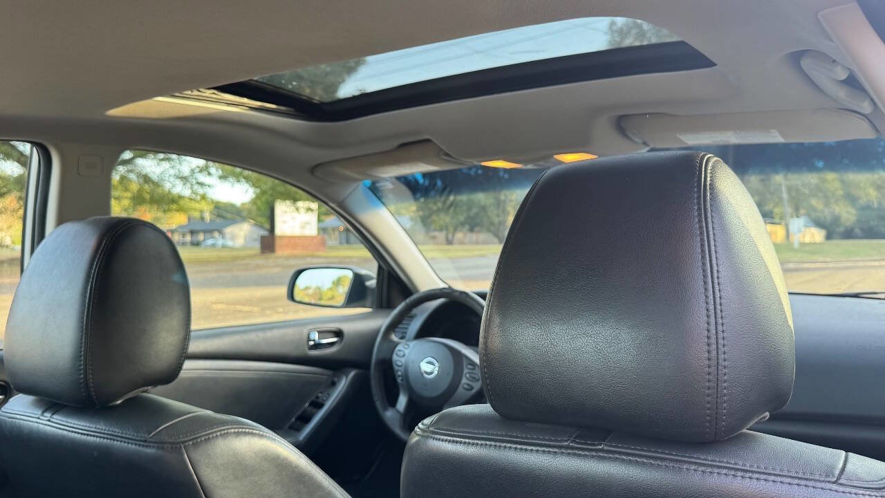 Used 2011 Nissan Altima 2.5 SL w/ 2.5SL Pkg image 11