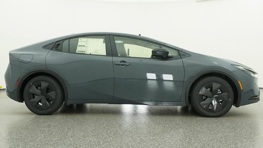 New 2026 Toyota Prius Plug-In Hybrid image 27