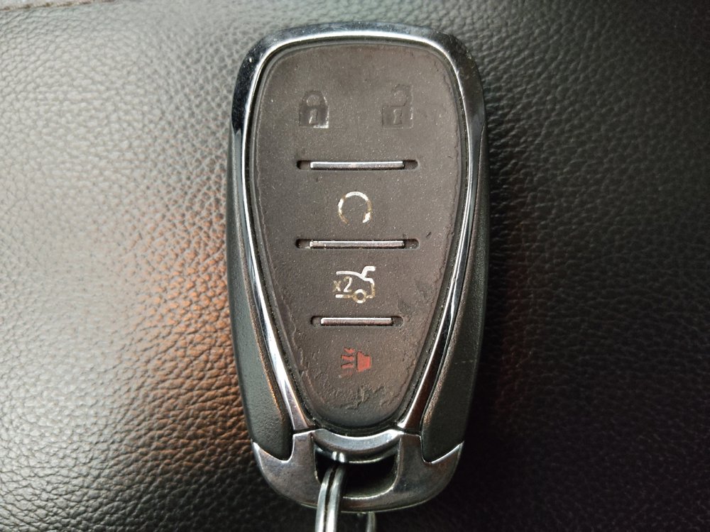 Used 2017 Chevrolet Cruze LT w/ Convenience Package FWD image 32