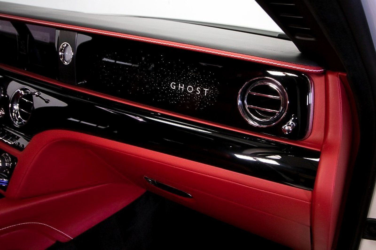 Used 2021 Rolls-Royce Ghost image 53