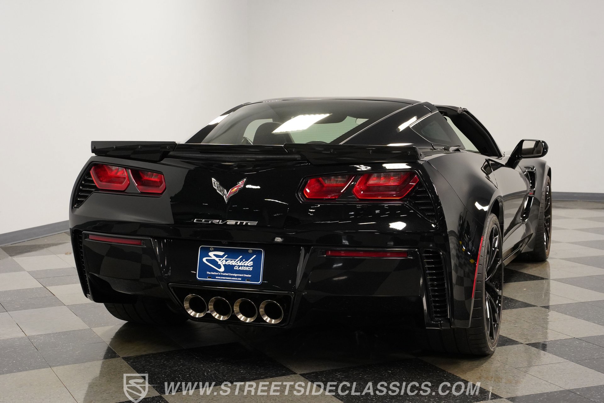 Used 2019 Chevrolet Corvette Grand Sport w/ Battery Protection Package image 11