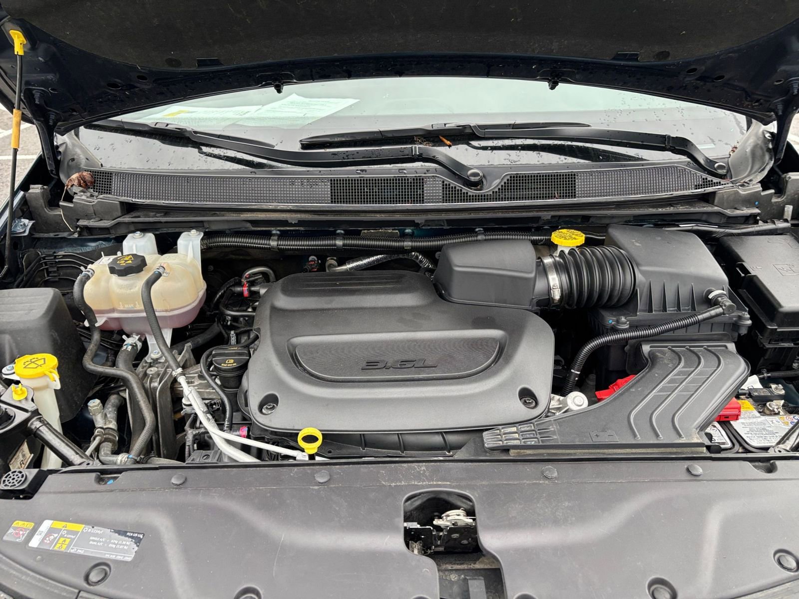 Used 2025 Chrysler Pacifica Select image 35