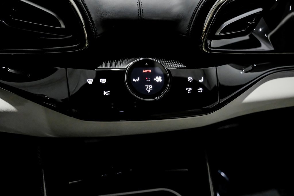 Used 2025 Ferrari Purosangue image 22