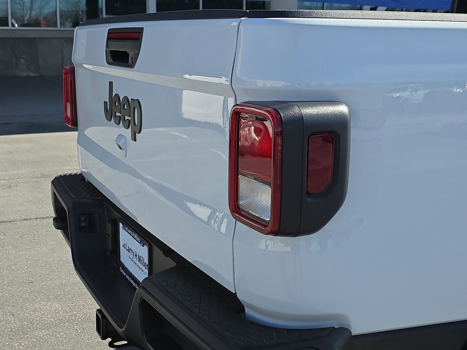 New 2026 Jeep Gladiator Sport AWD/4WD image 10