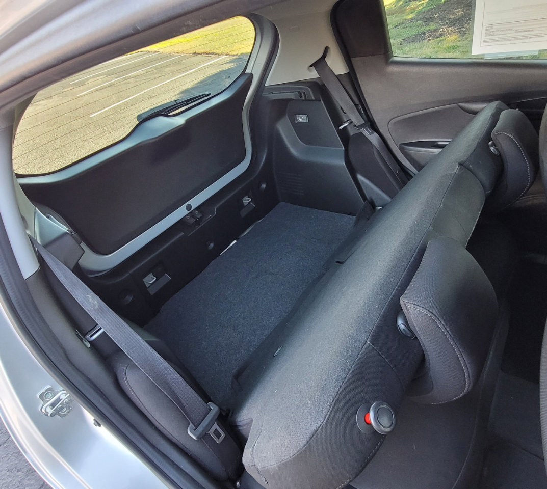 Used 2018 Chevrolet Spark LS image 24