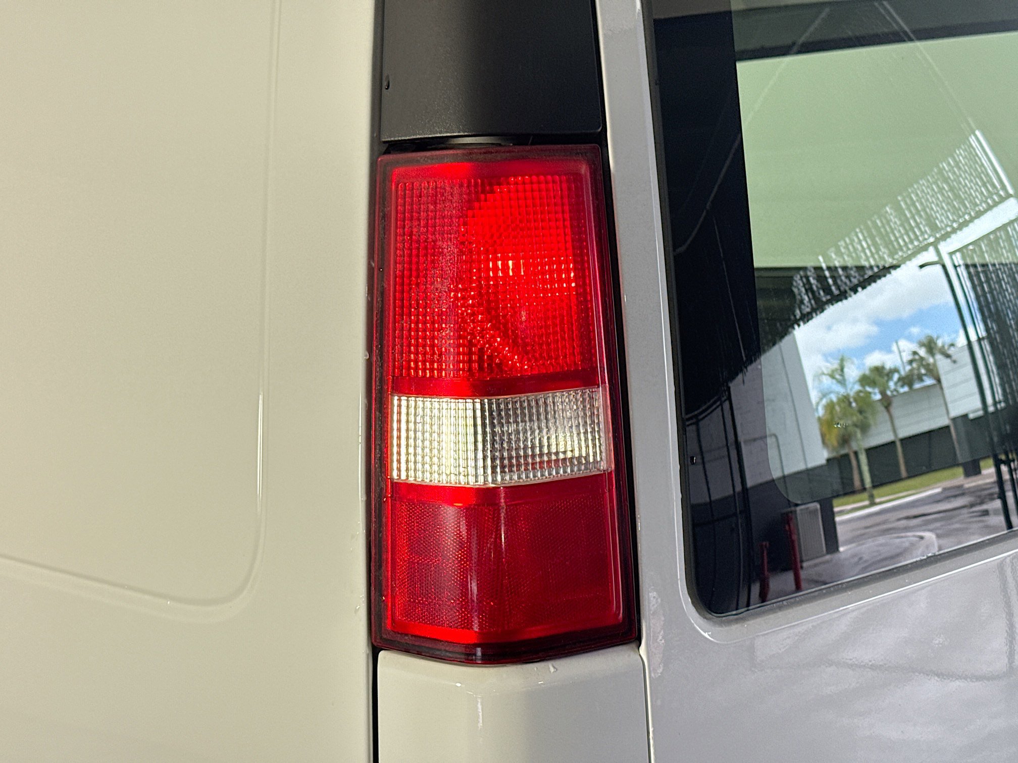 Used 2017 Chevrolet Express 2500 image 30