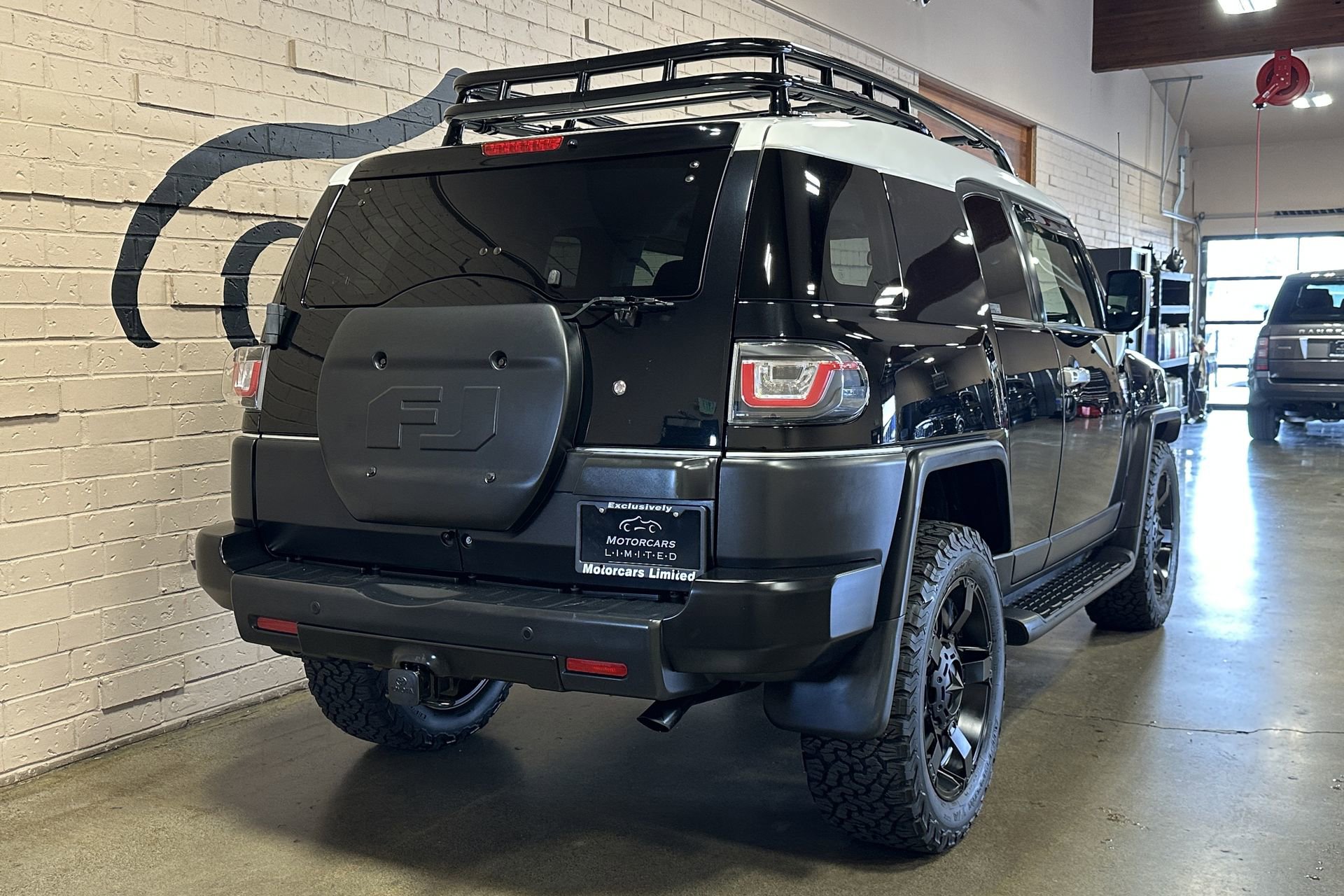 Used 2007 Toyota FJ Cruiser 4WD image 4