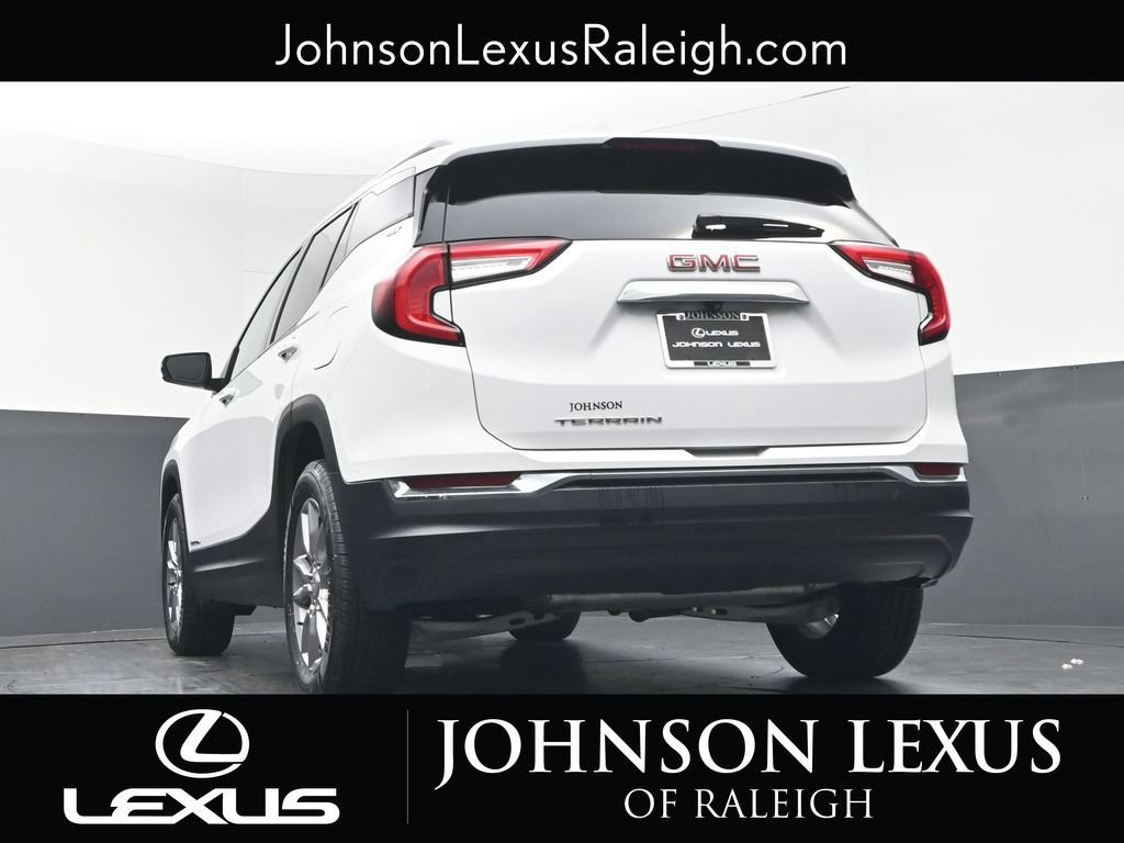 Used 2022 GMC Terrain SLT w/ Infotainment Package II FWD image 19